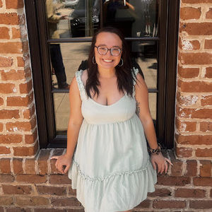 Meet your Posher, Ansley